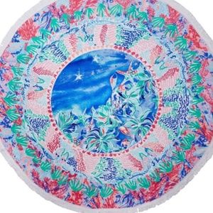Lilly Pulitzer circle towel